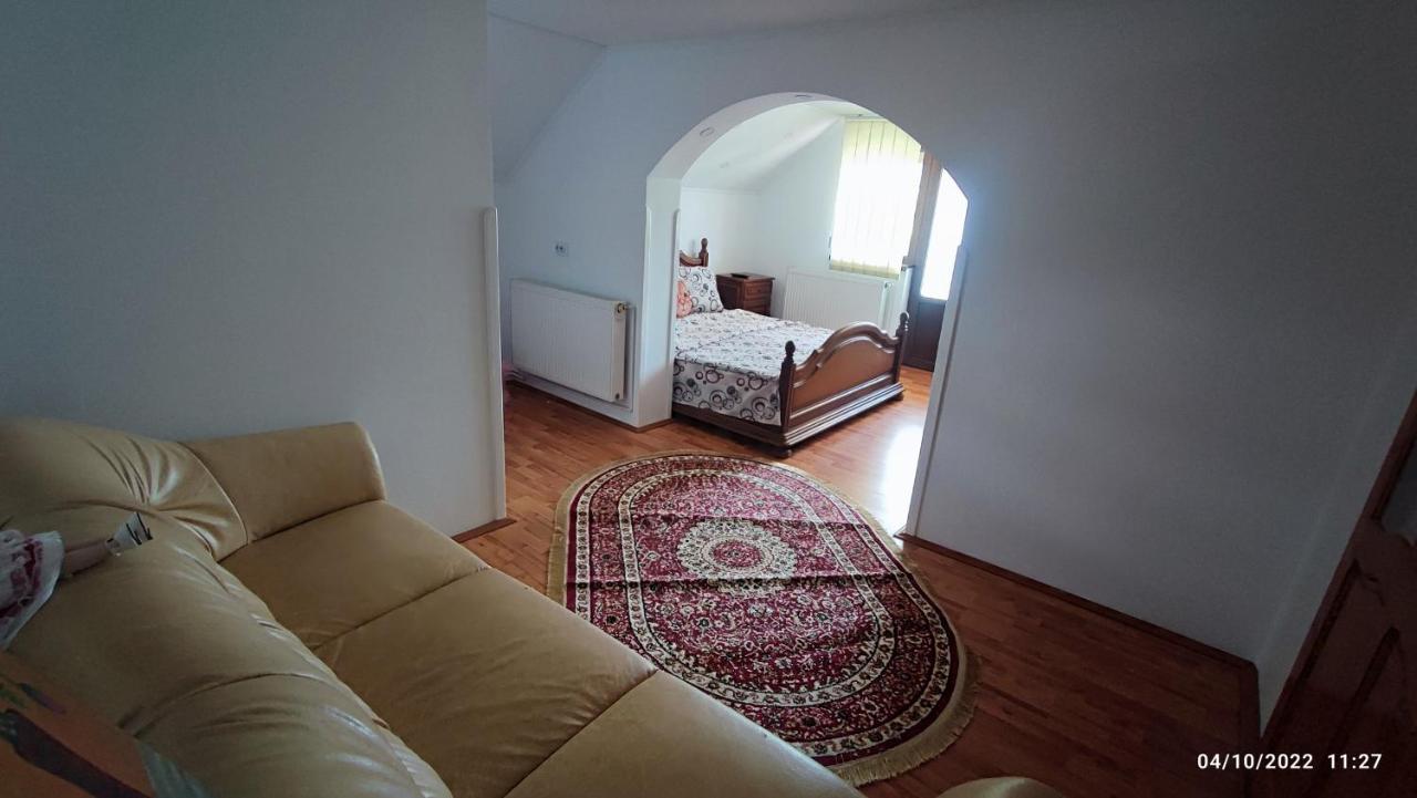 Dariamaf Apartment คัมพูลุง โมลโดเวเนสค์ ภายนอก รูปภาพ